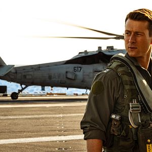 Fotoğraf Glen Powell