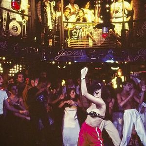 Fotoğraf Dancin' Days