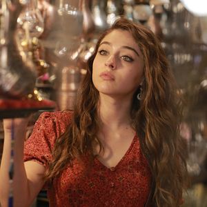 Fotoğraf Senden Daha Güzel