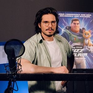 Fotoğraf François Civil