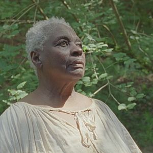 Fotoğraf Elsa Wolliaston