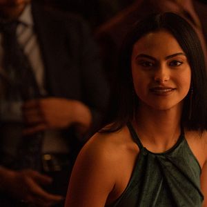 Fotoğraf Camila Mendes