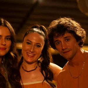 Fotoğraf Senden Daha Güzel