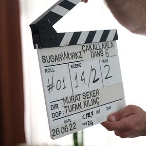 Fotoğraf Çakallarla Dans 6