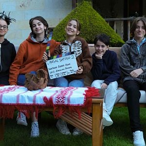 Fotoğraf Masal Şatosu: Gizemli Misafir