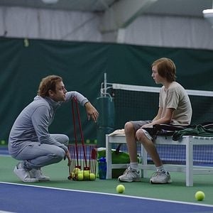 Fotoğraf John and the Hole