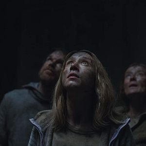 Fotoğraf John and the Hole