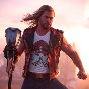 Fotoğraf Thor: Aşk ve Gök Gürültüsü