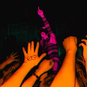 Fotoğraf Moonage Daydream