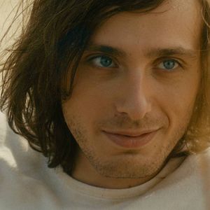 Fotoğraf Andranic Manet