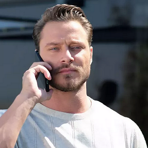 Fotoğraf Senden Daha Güzel