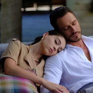 Fotoğraf Senden Daha Güzel