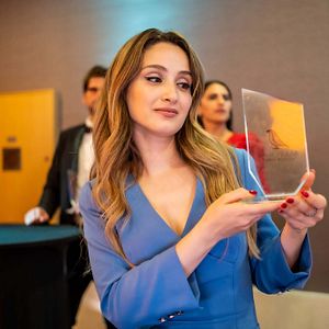 Fotoğraf Seni Kalbime Sakladım