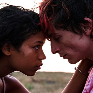 Fotoğraf Kemikler ve Her Şey