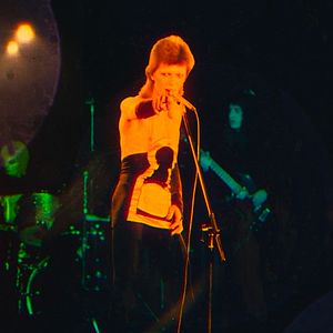 Fotoğraf Moonage Daydream