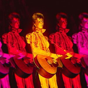 Fotoğraf Moonage Daydream