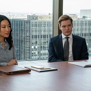 Fotoğraf Dominic Sherwood