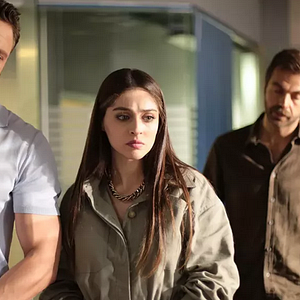 Fotoğraf Senden Daha Güzel