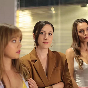 Fotoğraf Senden Daha Güzel