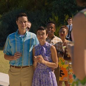 Fotoğraf Douglas Smith (III)