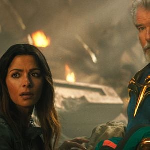 Fotoğraf Sarah Shahi