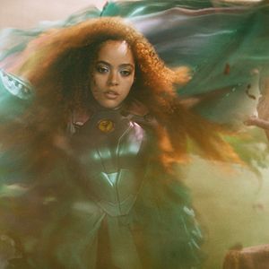 Fotoğraf Quintessa Swindell