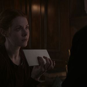 Fotoğraf Emily Beecham