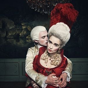 Fotoğraf Alice Englert