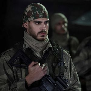 Fotoğraf Yalnız Kurt