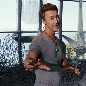 Fotoğraf Bıçaklar Çekildi: Gizemli Bir Serüven