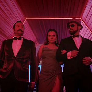 Fotoğraf Çakallarla Dans 6