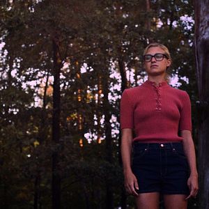 Fotoğraf Dawn Breaks Behind The Eyes