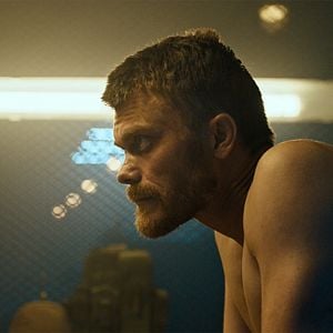 Fotoğraf Sniper: The White Raven