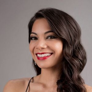 Fotoğraf Ginger Gonzaga