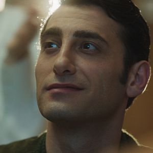 Fotoğraf Her Şeye Rağmen