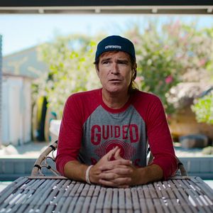 Fotoğraf Baltalı Otostopçu