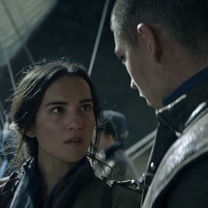 Fotoğraf Gölge ve Kemik