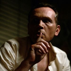 Fotoğraf We Need to Do Something