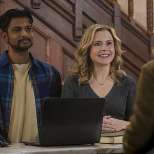 Fotoğraf Rose McIver