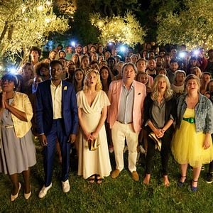 Fotoğraf Notre tout petit petit mariage