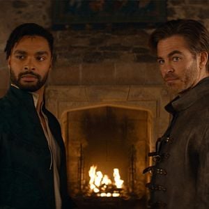 Fotoğraf Zindanlar ve Ejderhalar: Hırsızlar Arasındaki Onur