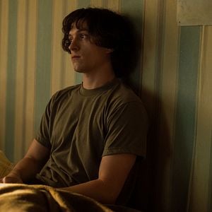 Fotoğraf The Crowded Room