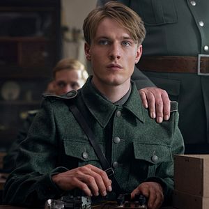 Fotoğraf Louis Hofmann
