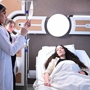 Fotoğraf Ben Bu Cihana Sığmazam