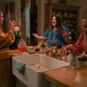 Fotoğraf Brooke Elliott