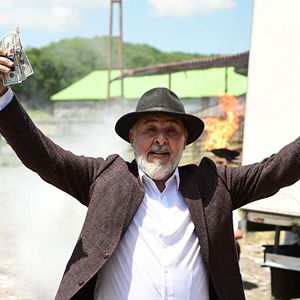 Fotoğraf Ben Bu Cihana Sığmazam