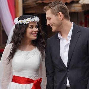 Fotoğraf Ateş Kuşları