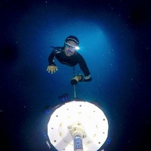 Fotoğraf The Deepest Breath