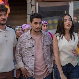 Fotoğraf Vermem Seni Ellere