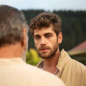 Fotoğraf Vermem Seni Ellere